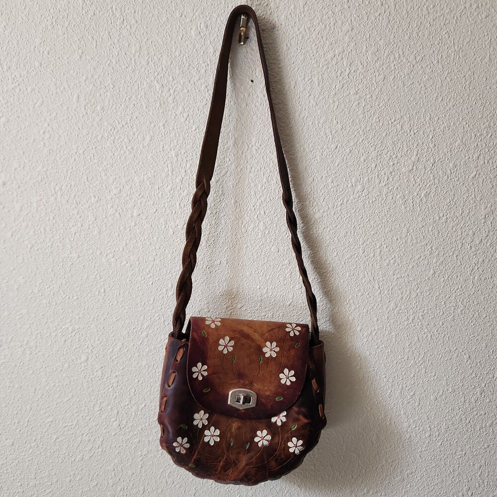 Vintage 70s Hand Tooled Leather Daisy Bag Boho Hippie Crossbody
